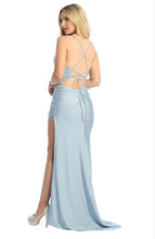 Load image into Gallery viewer, Form-Fitting Evening Gown With A Glamorous And Sensual Silhouette