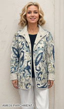 Load image into Gallery viewer, Quilted Reversible Button-Up Jacket #AM639