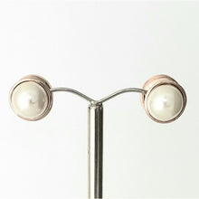 Load image into Gallery viewer, Magnetic Pearl Stud Earrings #E6266
