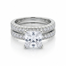 Load image into Gallery viewer, Ring Set With Centre Clear Cubic Zirconia And Smaller Clear Crystals #23111
