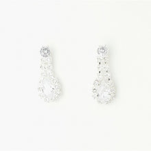 Load image into Gallery viewer, Luxury Teardrop Crystal Necklace &amp; Earrings Set #6623

