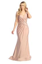 Load image into Gallery viewer, Elegant mermaid-style evening gown with a figure-hugging silhouette #7764L
