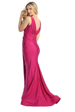 Load image into Gallery viewer, Elegant mermaid-style evening gown with a figure-hugging silhouette #7764L
