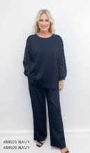 Load image into Gallery viewer, A stylish coordinated two-piece lounge/pant set #AM605-606
